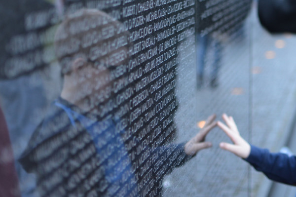 Vietnam Memorial with Kids